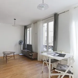 Eiffel Tower Royal Appartement
