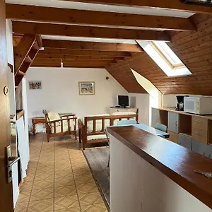 Appartement Au Centre - Port