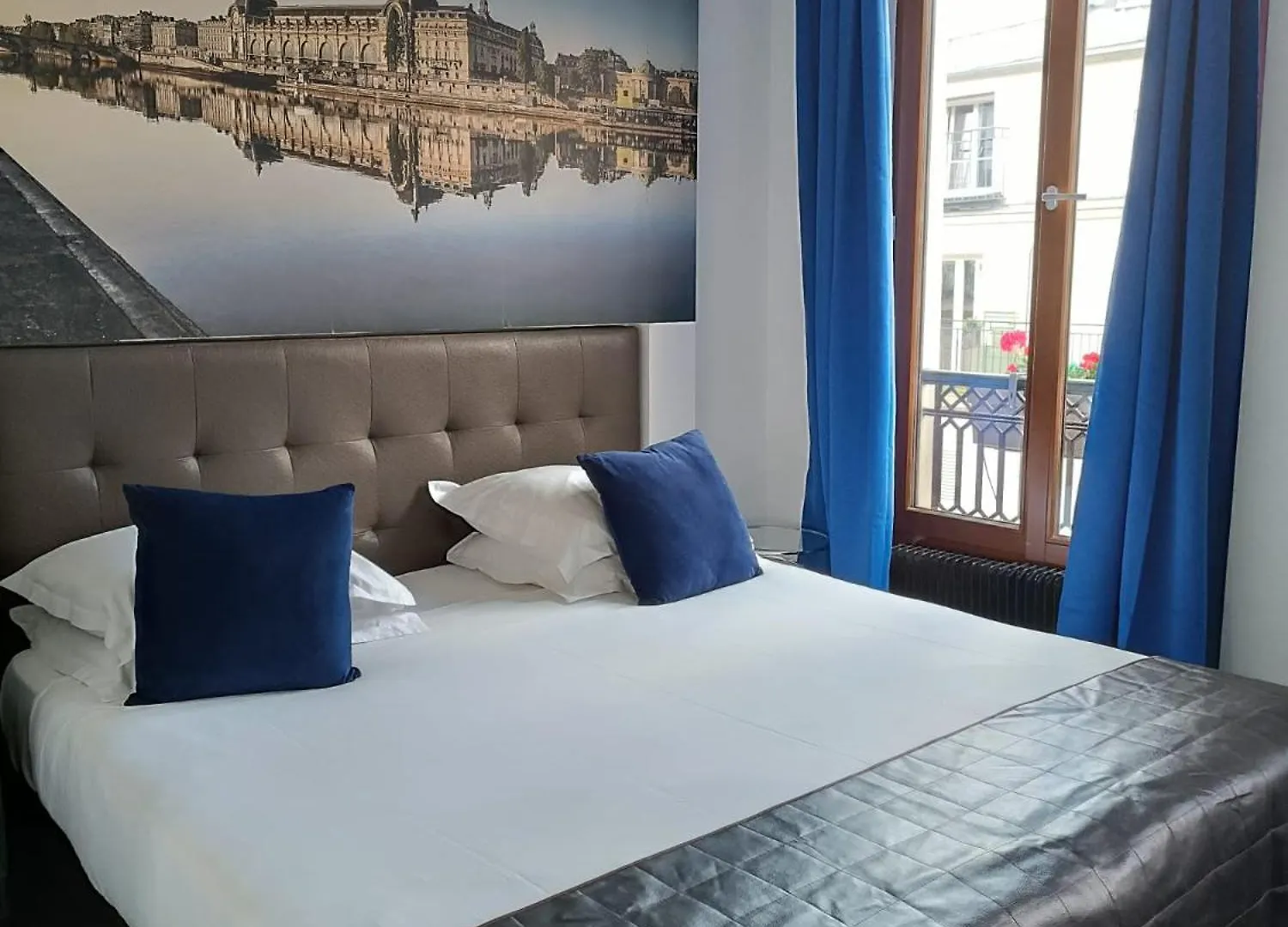 Hotel Aida Marais Paris France